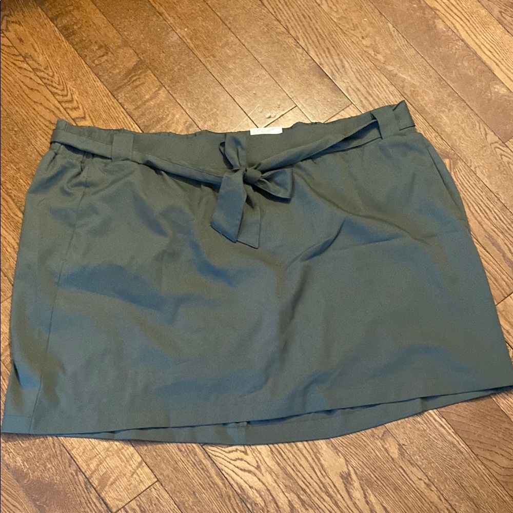 St. John’s bay women’s 3xl skort . Green